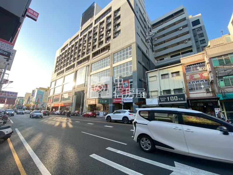 嘉義市金財神美套房房屋室內格局與周邊環境