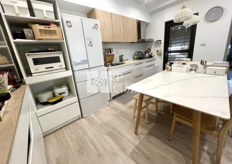 昂峰詠青創意三房平車美屋（專任）房屋室內格局與周邊環境