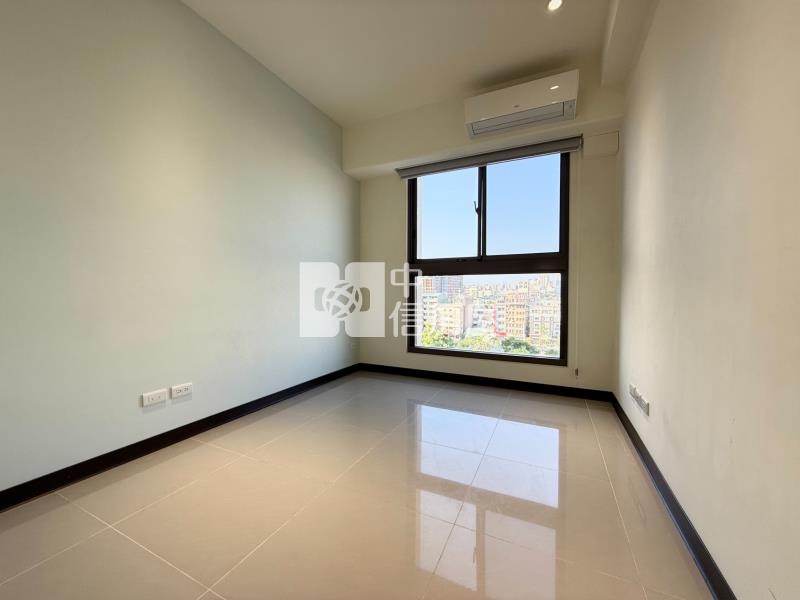 東區秀泰星境界精美二房平車房屋室內格局與周邊環境