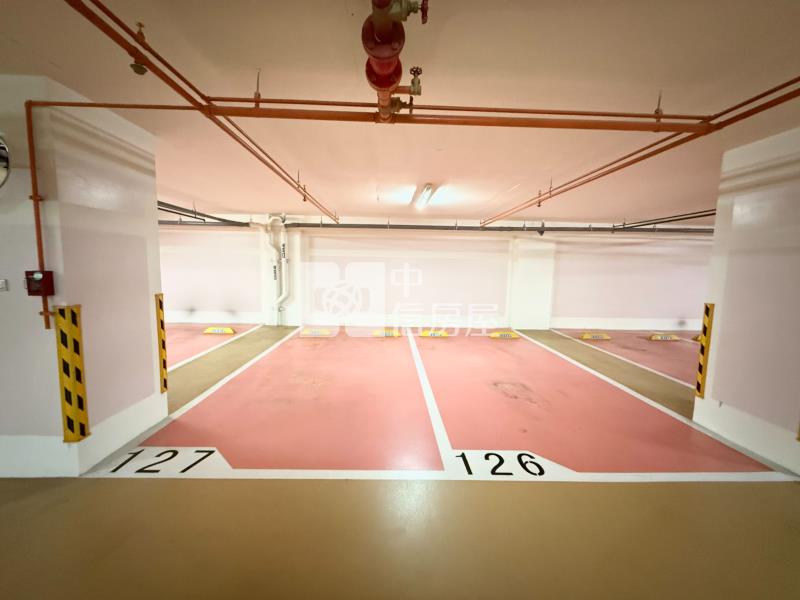 東區秀泰星境界精美二房平車房屋室內格局與周邊環境