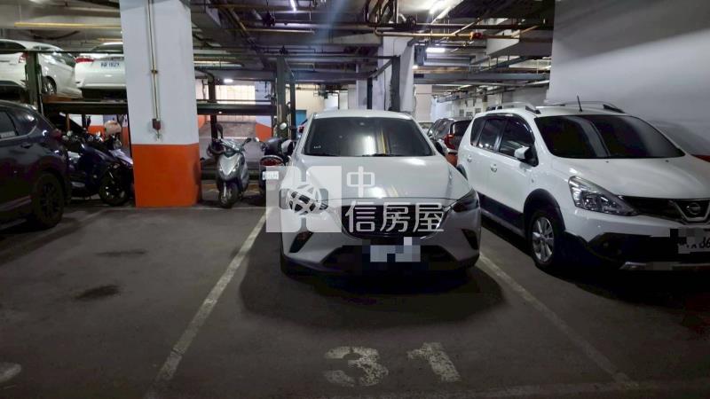 (亞太生活首都)樹孝路3+1房平面車位超值華廈房屋室內格局與周邊環境