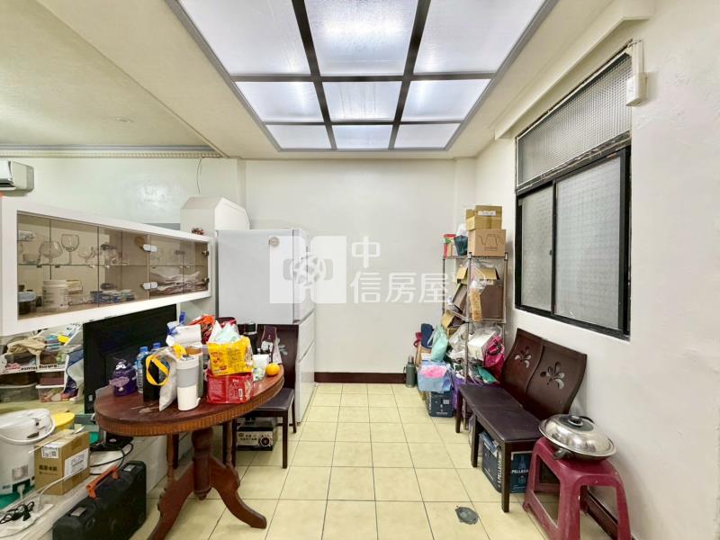 員林龍燈公園旁社區型透天房屋室內格局與周邊環境