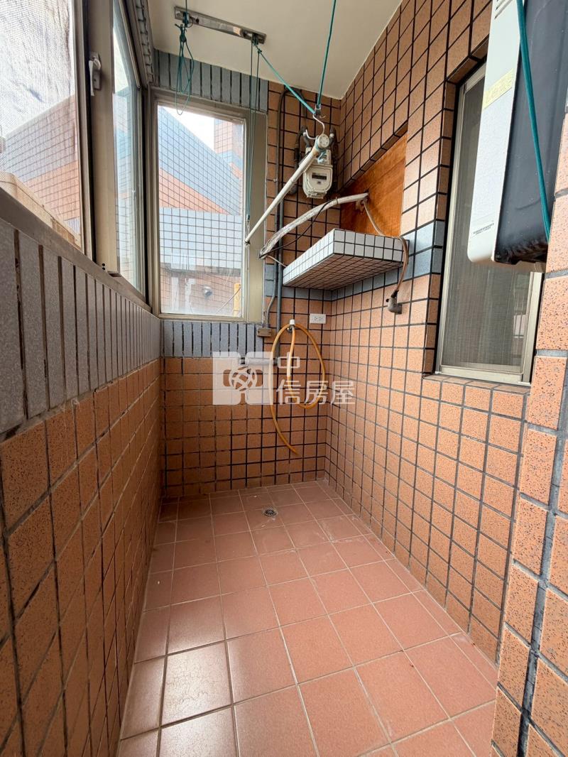 (靜園A區)樹義國小-靜園溫馨成家三房附車位房屋室內格局與周邊環境