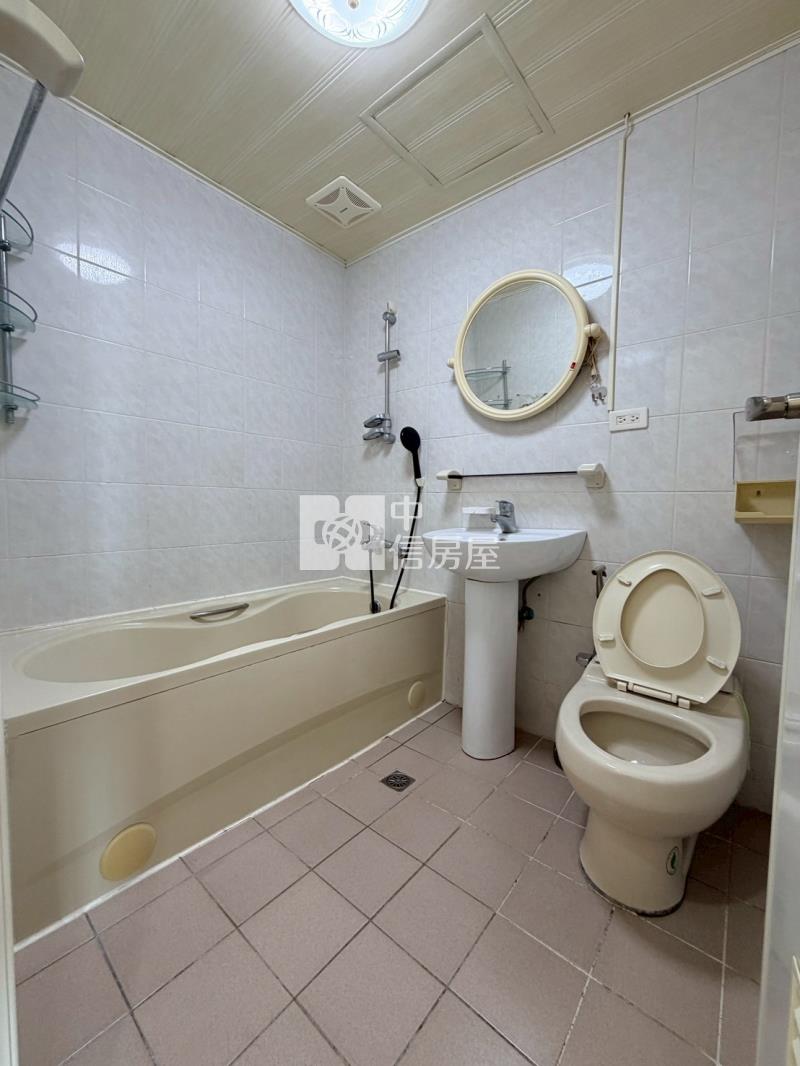 (靜園A區)樹義國小-靜園溫馨成家三房附車位房屋室內格局與周邊環境