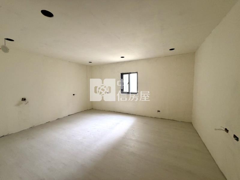 平鎮山仔頂雙主臥整新美透天房屋室內格局與周邊環境