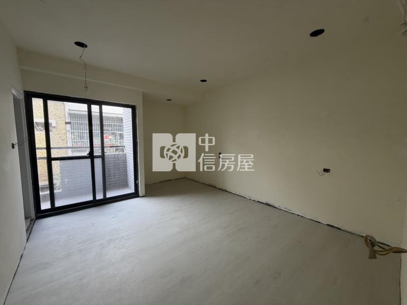 平鎮山仔頂整新美透天房屋室內格局與周邊環境