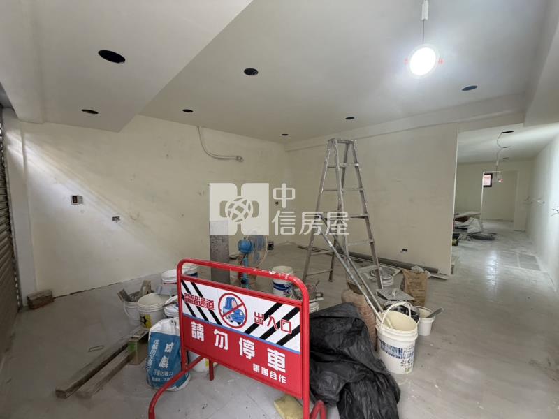 平鎮山仔頂整新美透天房屋室內格局與周邊環境