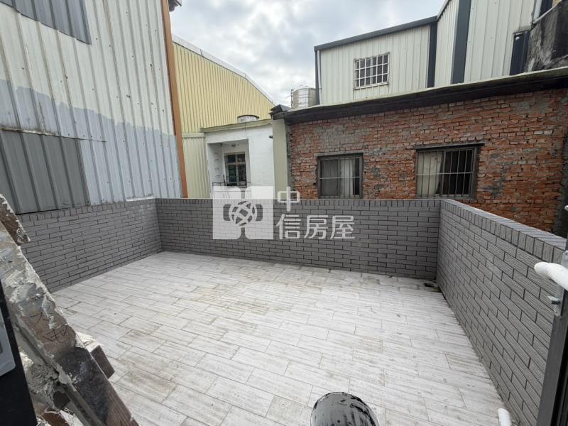 平鎮山仔頂整新美透天房屋室內格局與周邊環境