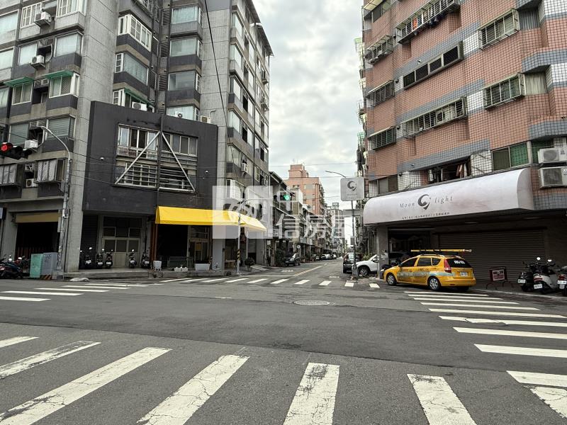 中國醫商圈｜稀有臨路透天厝房屋室內格局與周邊環境