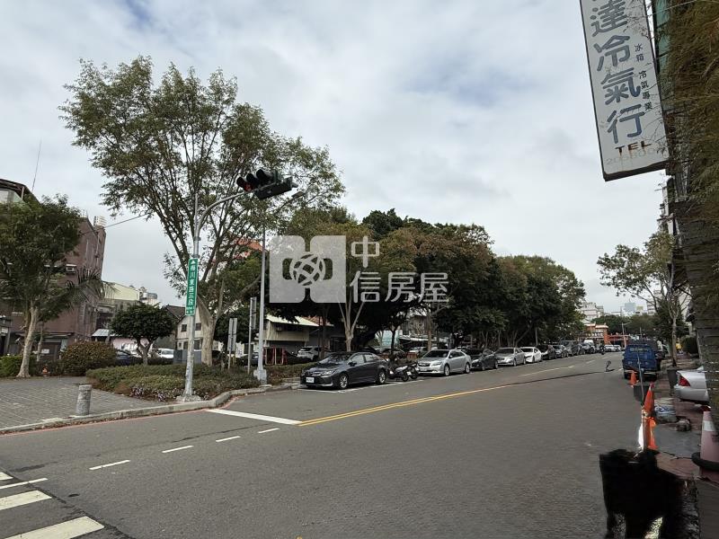 中國醫商圈｜稀有臨路透天厝房屋室內格局與周邊環境