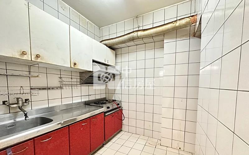 環東商圈健康城市電梯美三房房屋室內格局與周邊環境