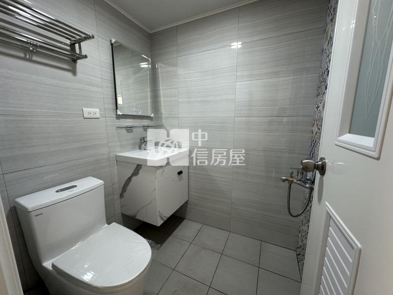 近太原車站一層一戶三樓美屋房屋室內格局與周邊環境