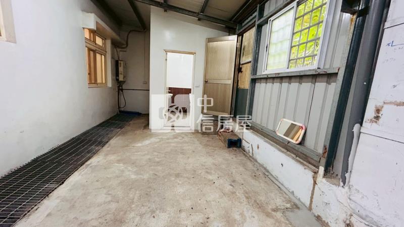 D1-27大馬路旁一樓店面公寓(專任)房屋室內格局與周邊環境