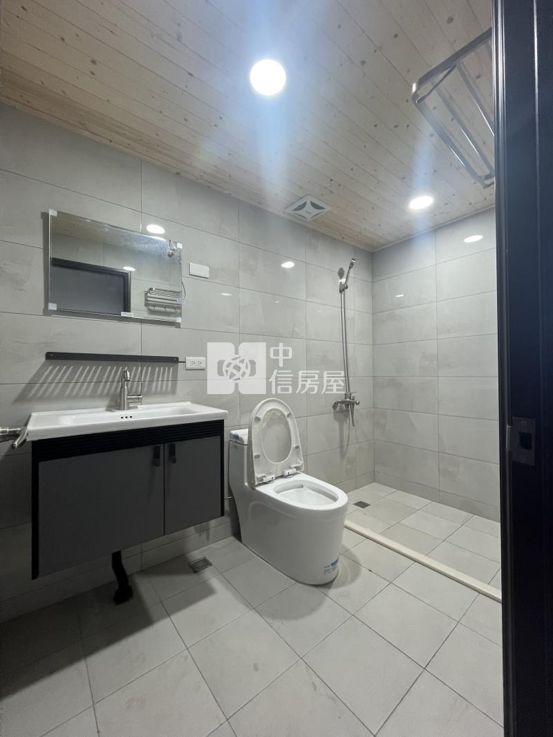 楊梅高中露台景觀透天房屋室內格局與周邊環境