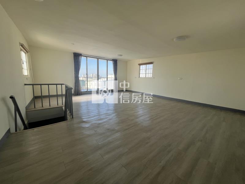 楊梅高中露台景觀透天房屋室內格局與周邊環境