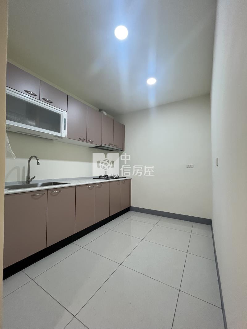 楊梅高中露台景觀透天房屋室內格局與周邊環境