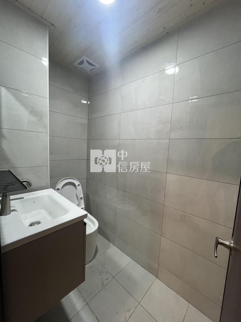 楊梅高中露台景觀透天房屋室內格局與周邊環境