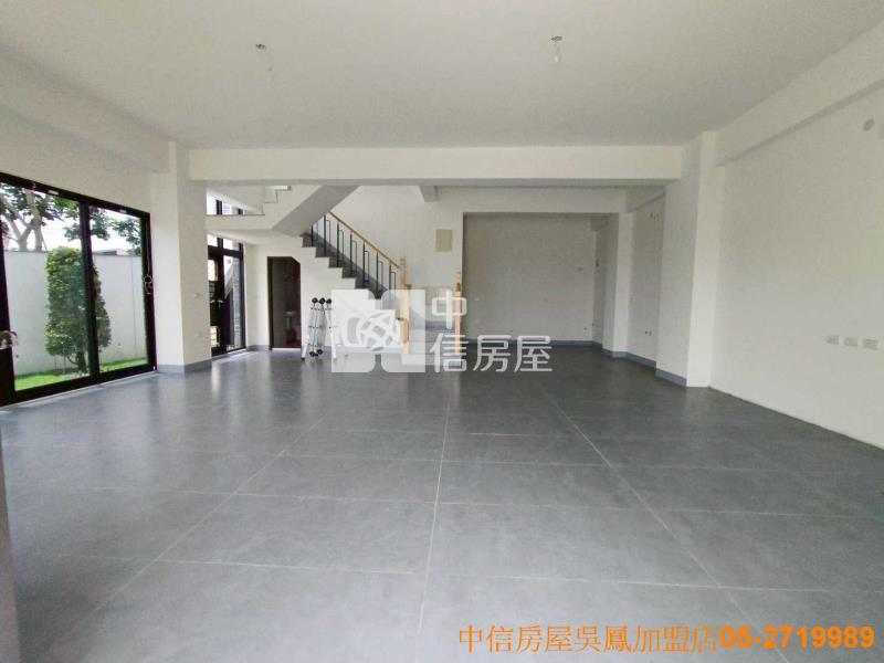 新港雙面路大地坪庭園店墅房屋室內格局與周邊環境