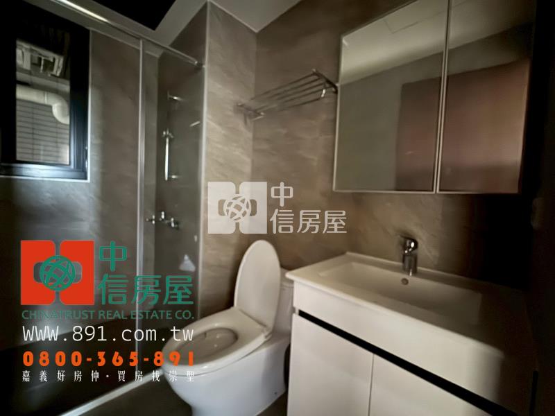 健康三路全新平車露臺3房房屋室內格局與周邊環境