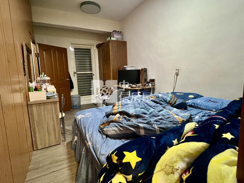 南勢山仔頂家樂福便宜透天房屋室內格局與周邊環境