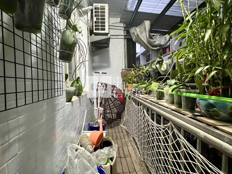 南勢山仔頂家樂福便宜透天房屋室內格局與周邊環境