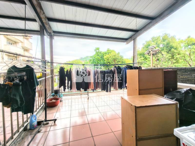 光興.孝親房.門前停車.靜巷透天房屋室內格局與周邊環境