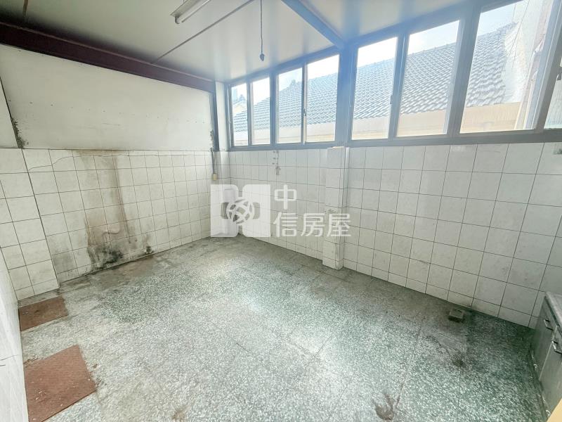 太平藝文中心旁別墅房屋室內格局與周邊環境