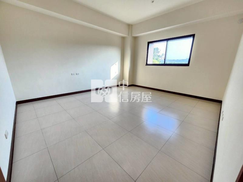 鹿滿全新完工3房華廈房屋室內格局與周邊環境