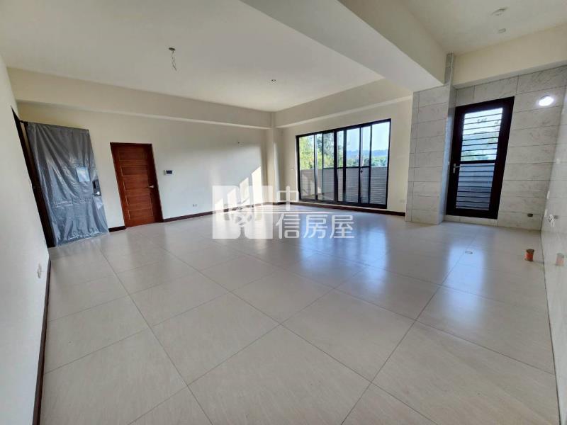 鹿滿全新完工3房華廈房屋室內格局與周邊環境