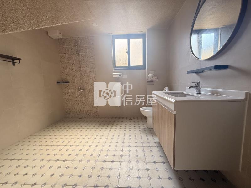 麟洛全新獨棟雙車墅房屋室內格局與周邊環境