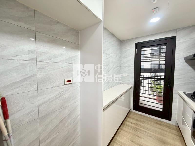 勝美讚兩房平車房屋室內格局與周邊環境