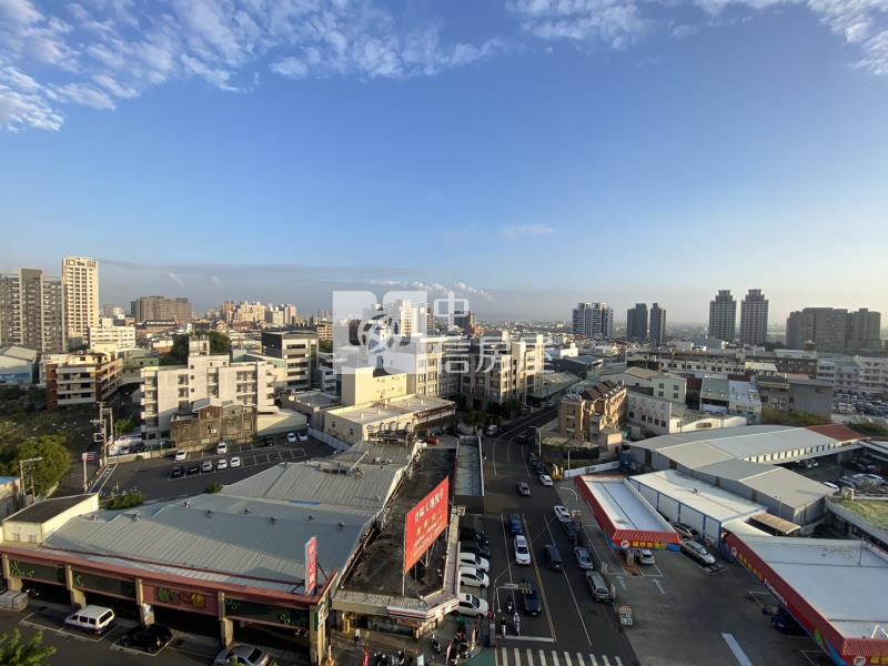 中山醫最低價無限視野美套房房屋室內格局與周邊環境