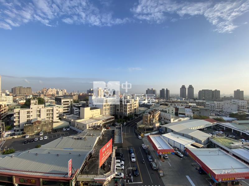 中山醫最低價無限視野美套房房屋室內格局與周邊環境