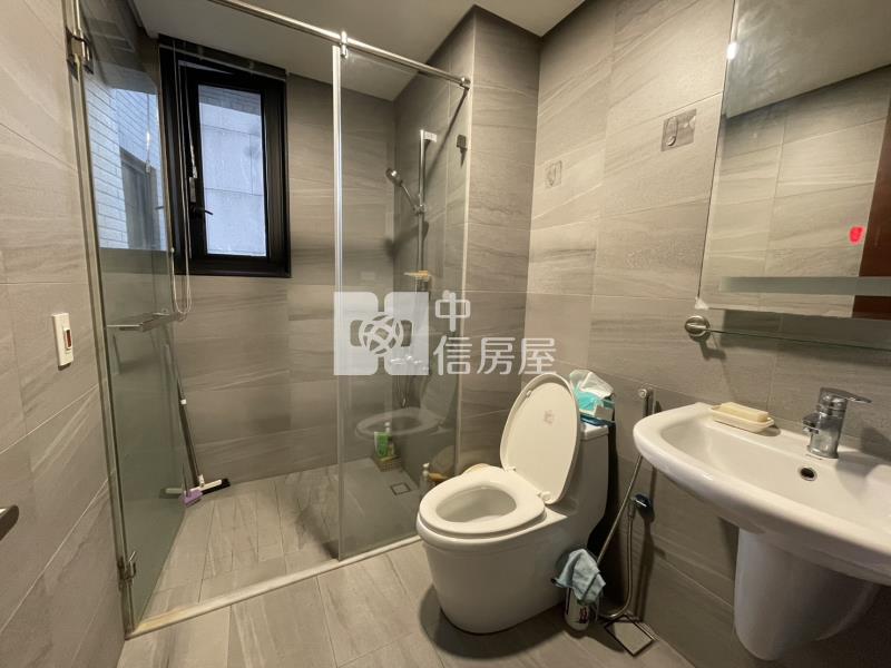 居然美華廈房屋室內格局與周邊環境