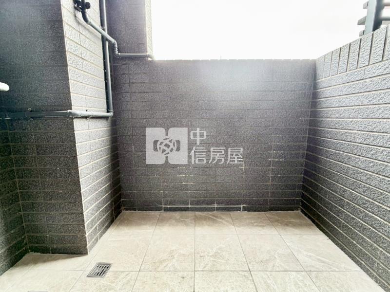 聚佳大值高樓全新兩房兩衛平車房屋室內格局與周邊環境