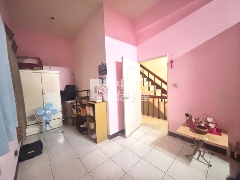 蘆竹國小邊間透天房屋室內格局與周邊環境