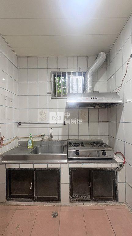 內壢國中前庭後院透天(中信卓越團隊)房屋室內格局與周邊環境