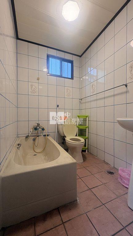 內壢國中前庭後院透天(中信卓越團隊)房屋室內格局與周邊環境