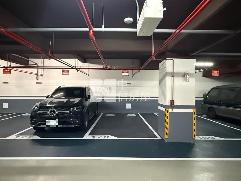 佳鋐大境邊間視野大三房+B1柱邊平車房屋室內格局與周邊環境