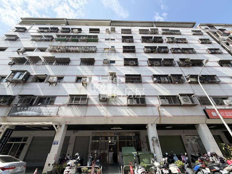 昌平商圈3房休旅車位房屋室內格局與周邊環境