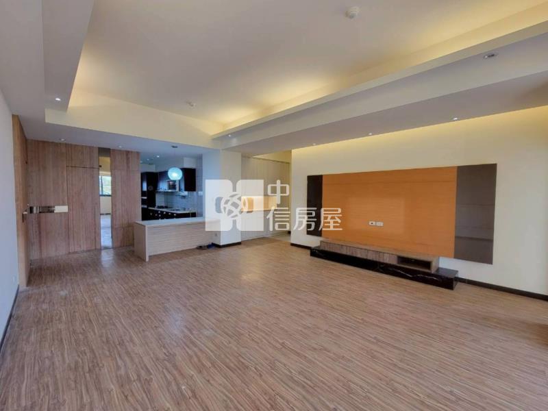 中壢近機捷A20站3+1房車|雙主臥|三衛浴有窗|房屋室內格局與周邊環境