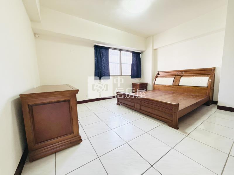 大里塗城商圈三房附車位房屋室內格局與周邊環境