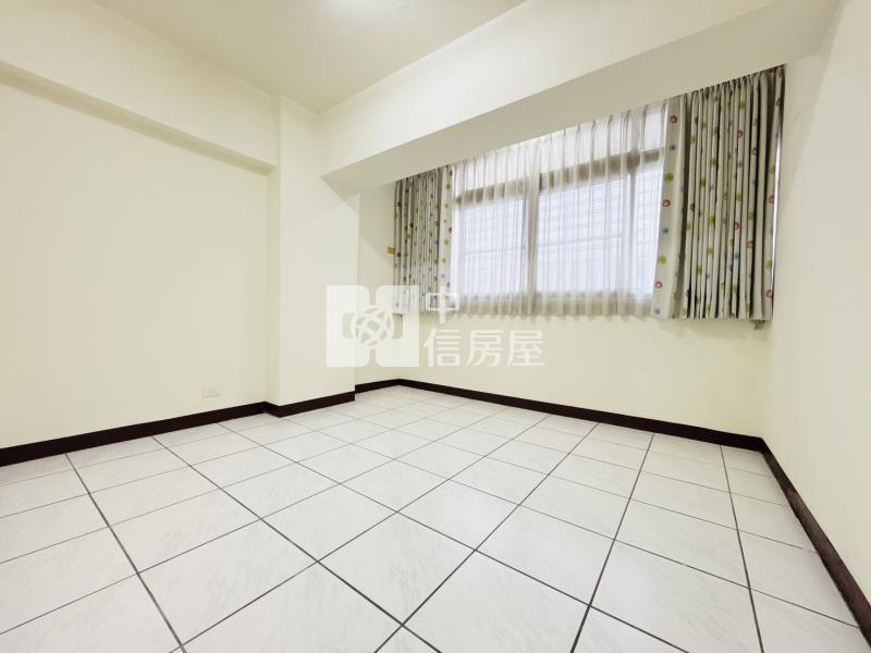 大里塗城商圈三房附車位房屋室內格局與周邊環境