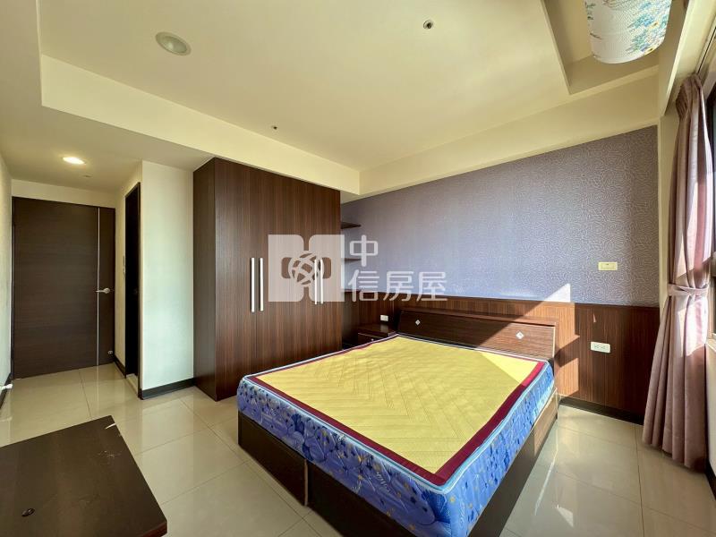 花樣年華｜高樓層朝南三房+平車房屋室內格局與周邊環境