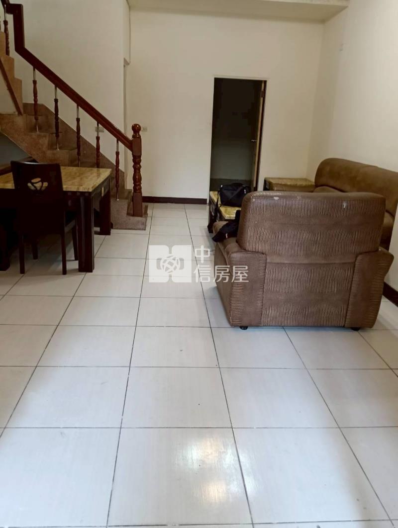 登輝新世界房屋室內格局與周邊環境