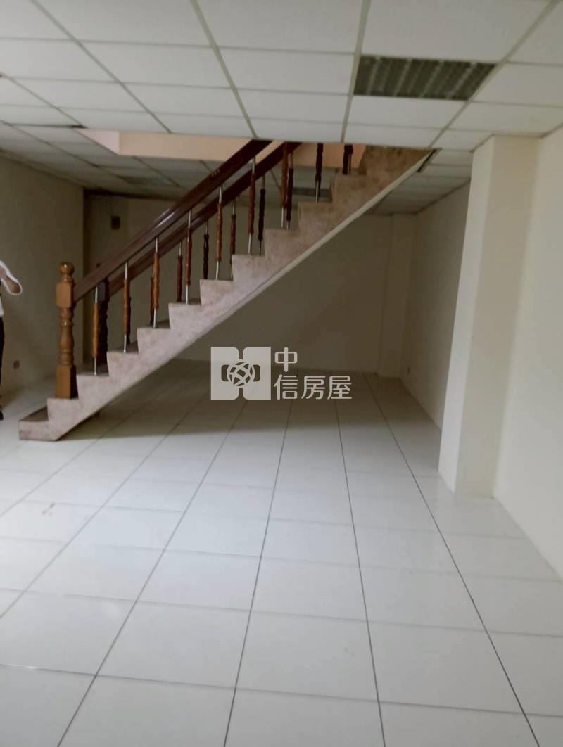 登輝新世界房屋室內格局與周邊環境