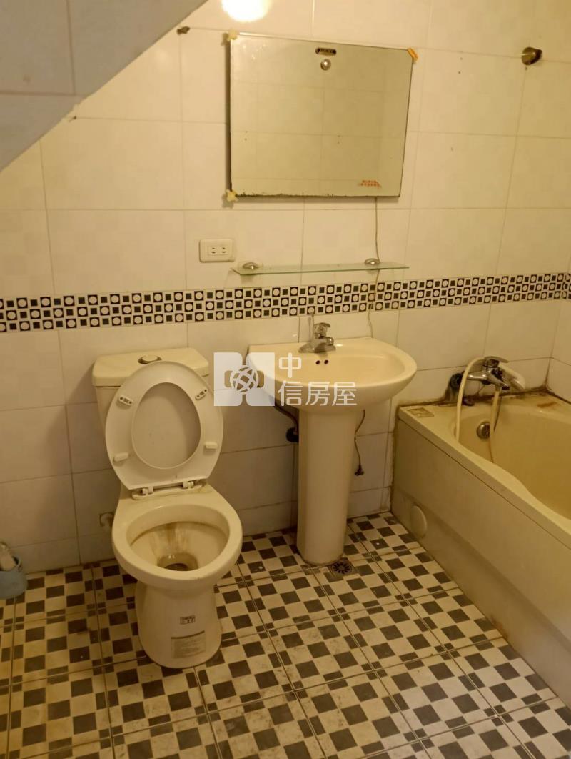 大里美群大地坪美墅房屋室內格局與周邊環境