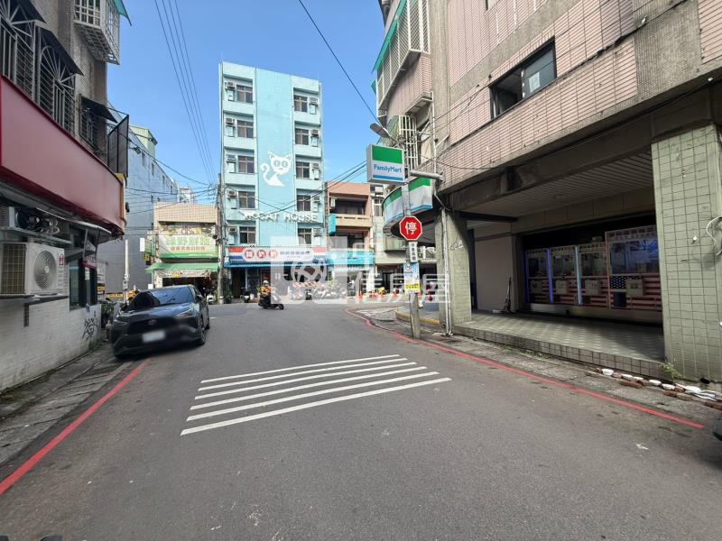 專-中原大學全新裝潢陽台套房房屋室內格局與周邊環境