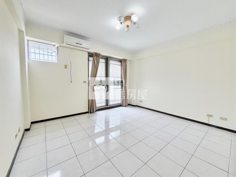 七期惠文學區大地坪透店房屋室內格局與周邊環境