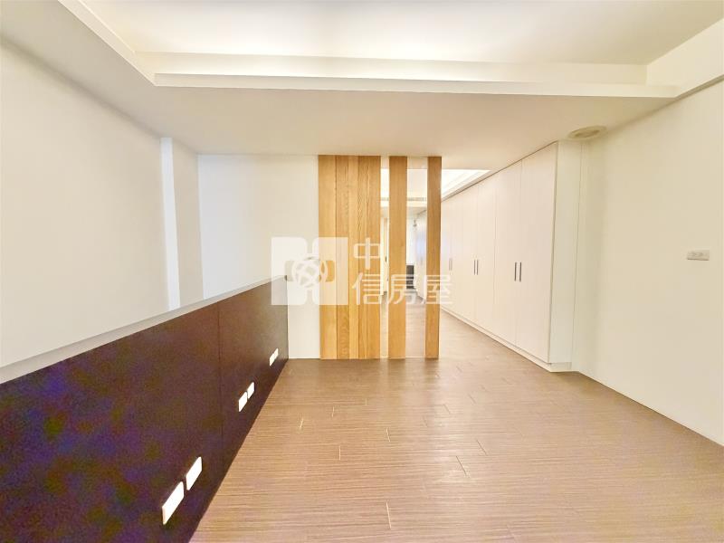 七期惠文學區大地坪透店房屋室內格局與周邊環境